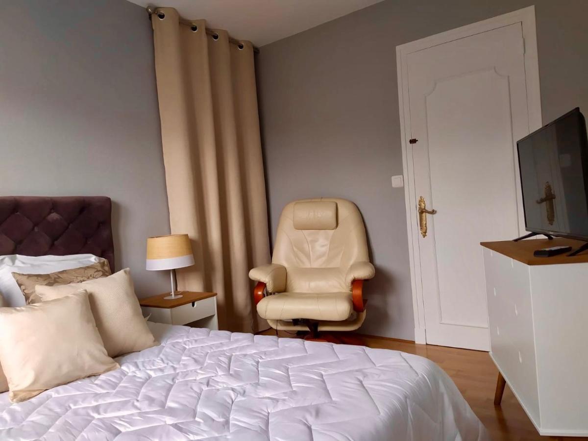 Cosy Apartment Proche Paris Et Disneyland Gagny Exterior foto