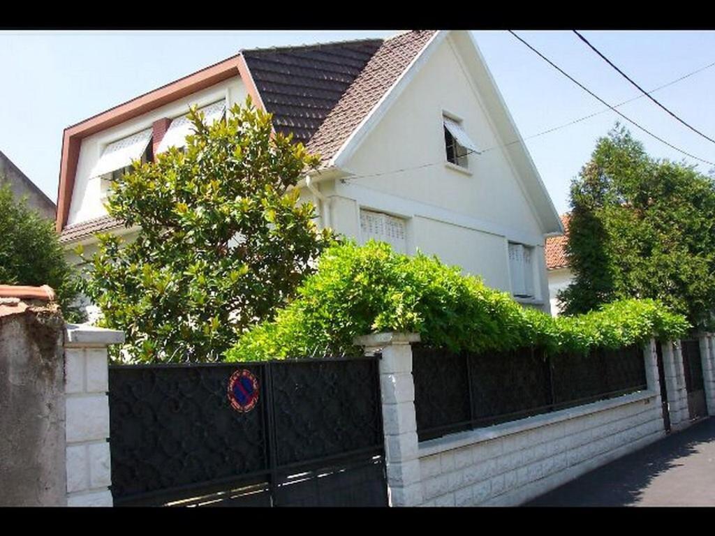 Cosy Apartment Proche Paris Et Disneyland Gagny Exterior foto